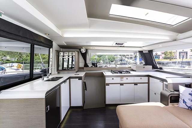 Elba 45 3C3H Galley 1