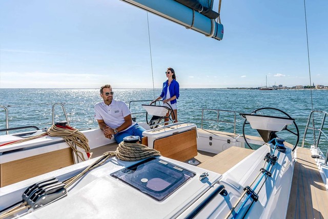Dufour 37 cockpit and twin helms