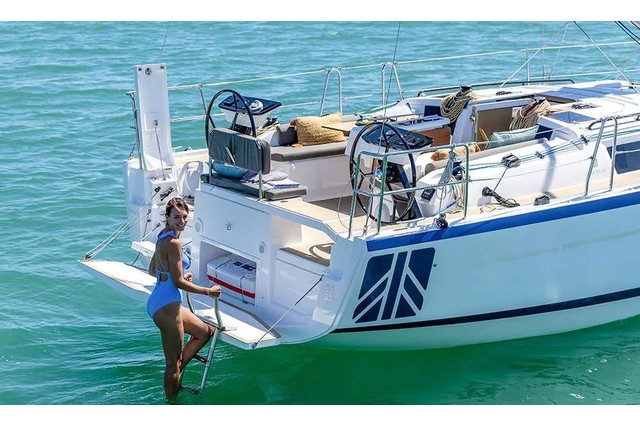 Dufour 37 fold-down transom and swim platform